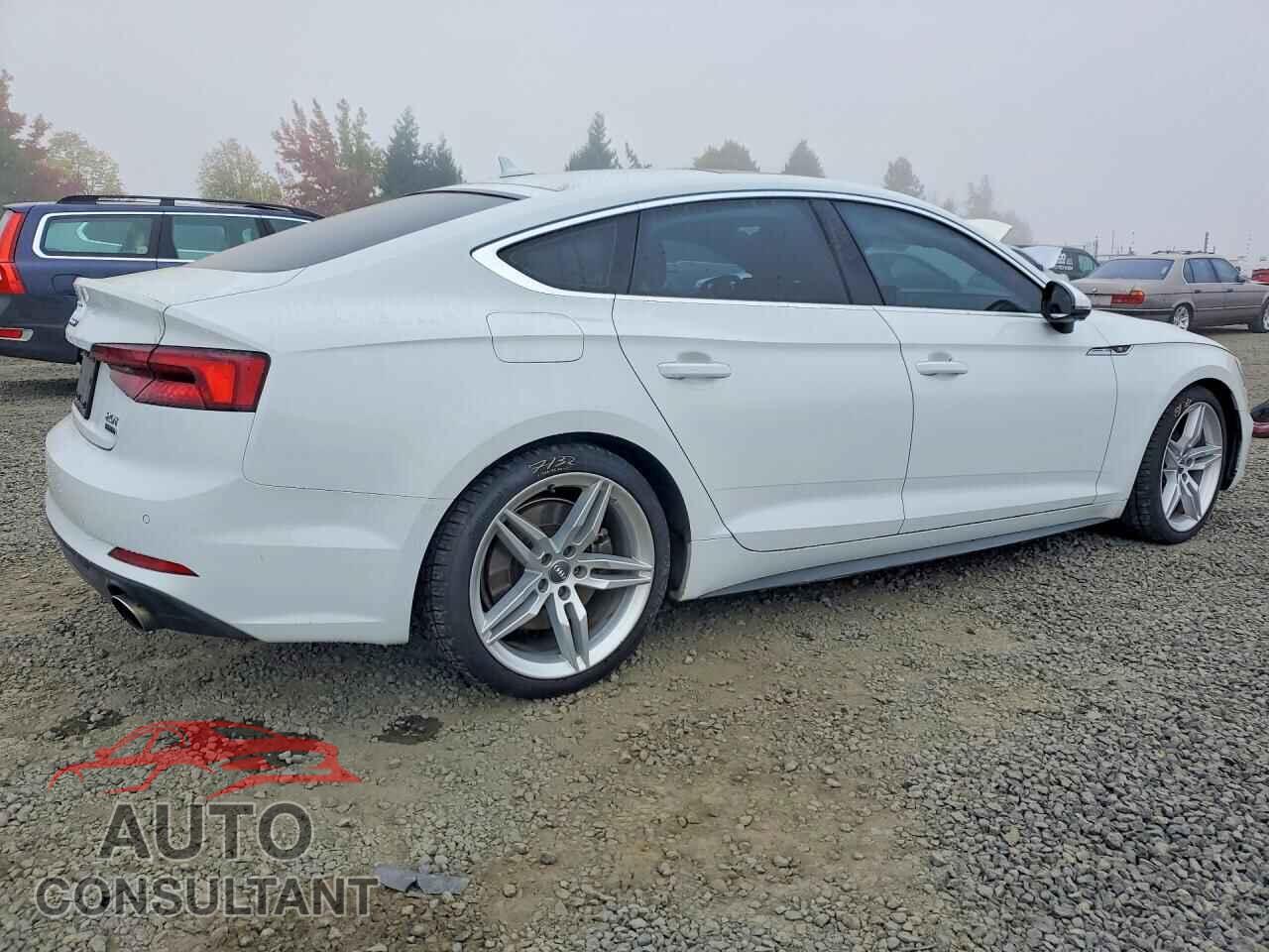 AUDI A5 2018 - WAUFNCF5XJA126732