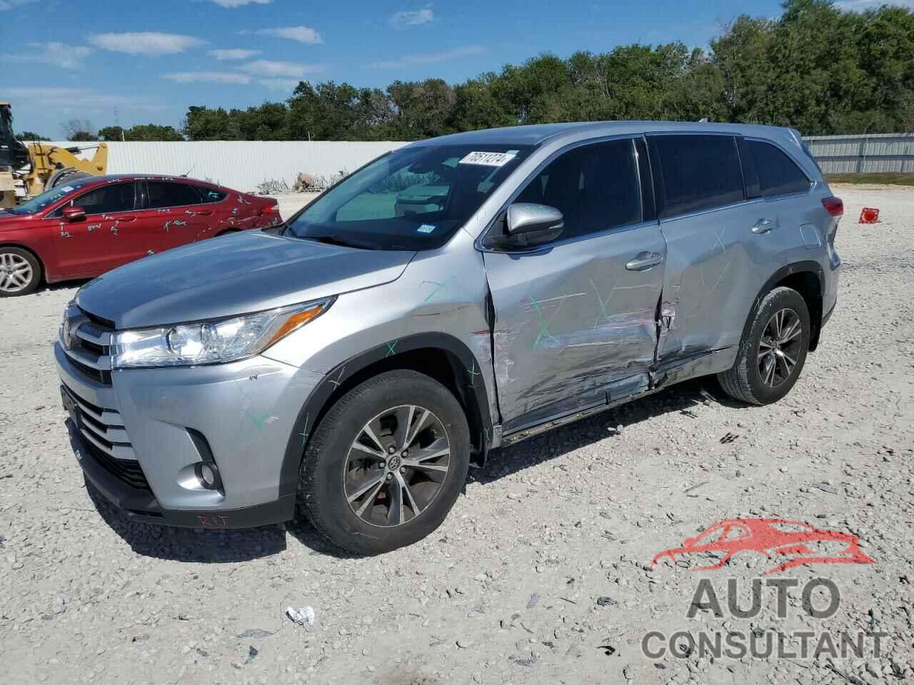 TOYOTA HIGHLANDER 2018 - 5TDZZRFH6JS288989