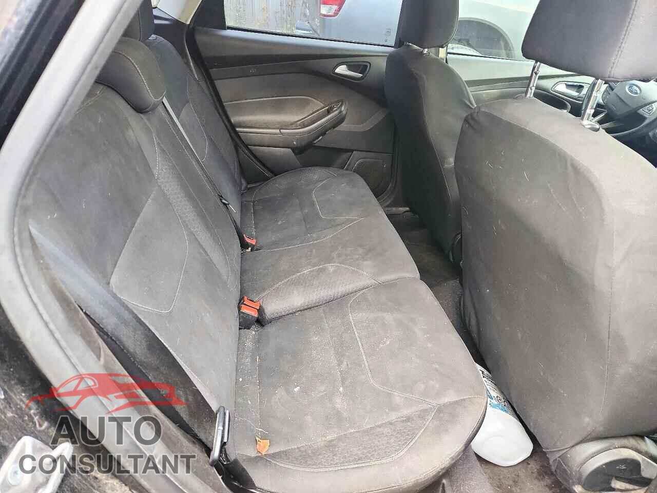 FORD FOCUS 2016 - 1FADP3K20GL333861