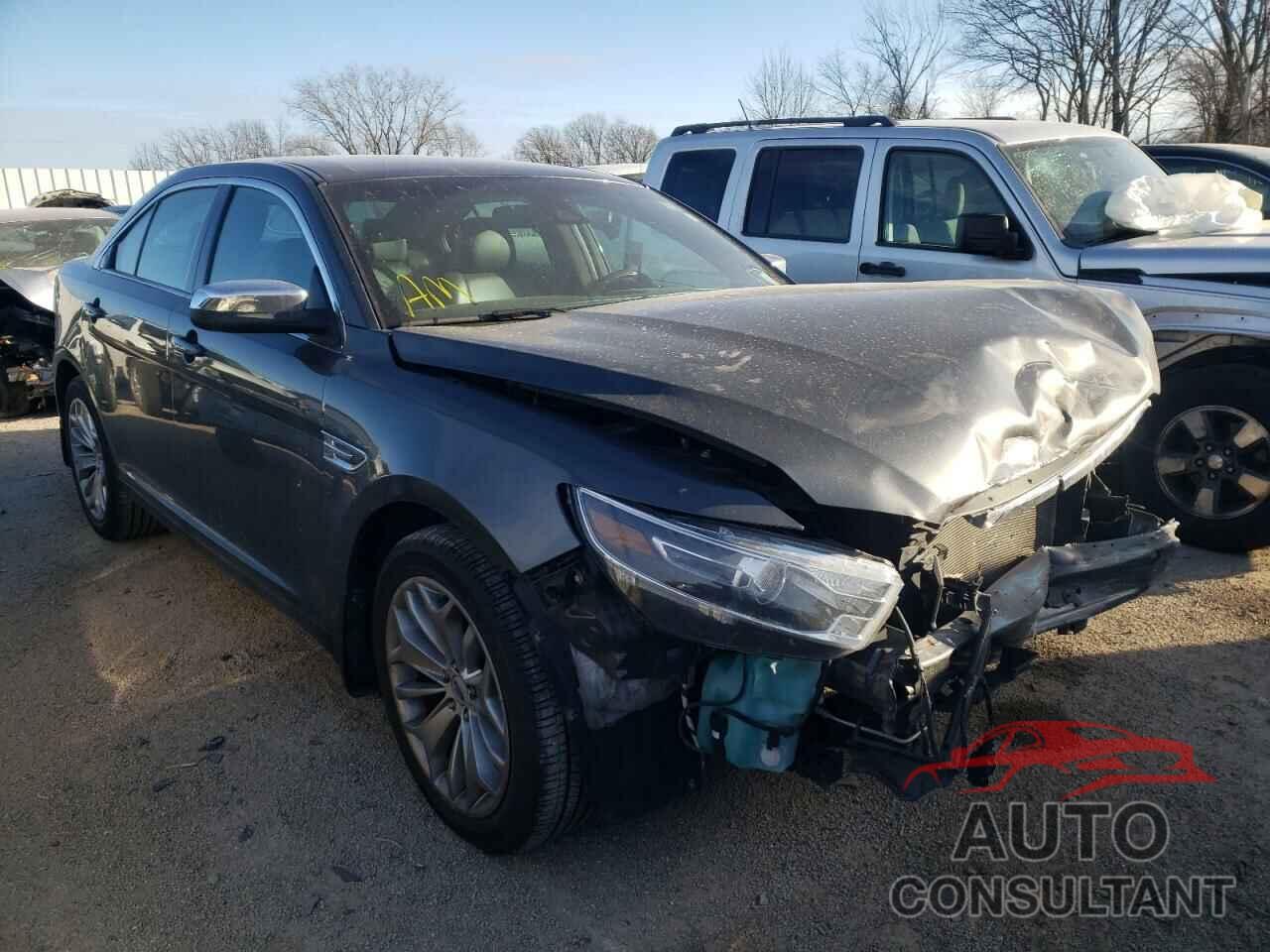 FORD TAURUS 2018 - 1FAHP2F89JG103245