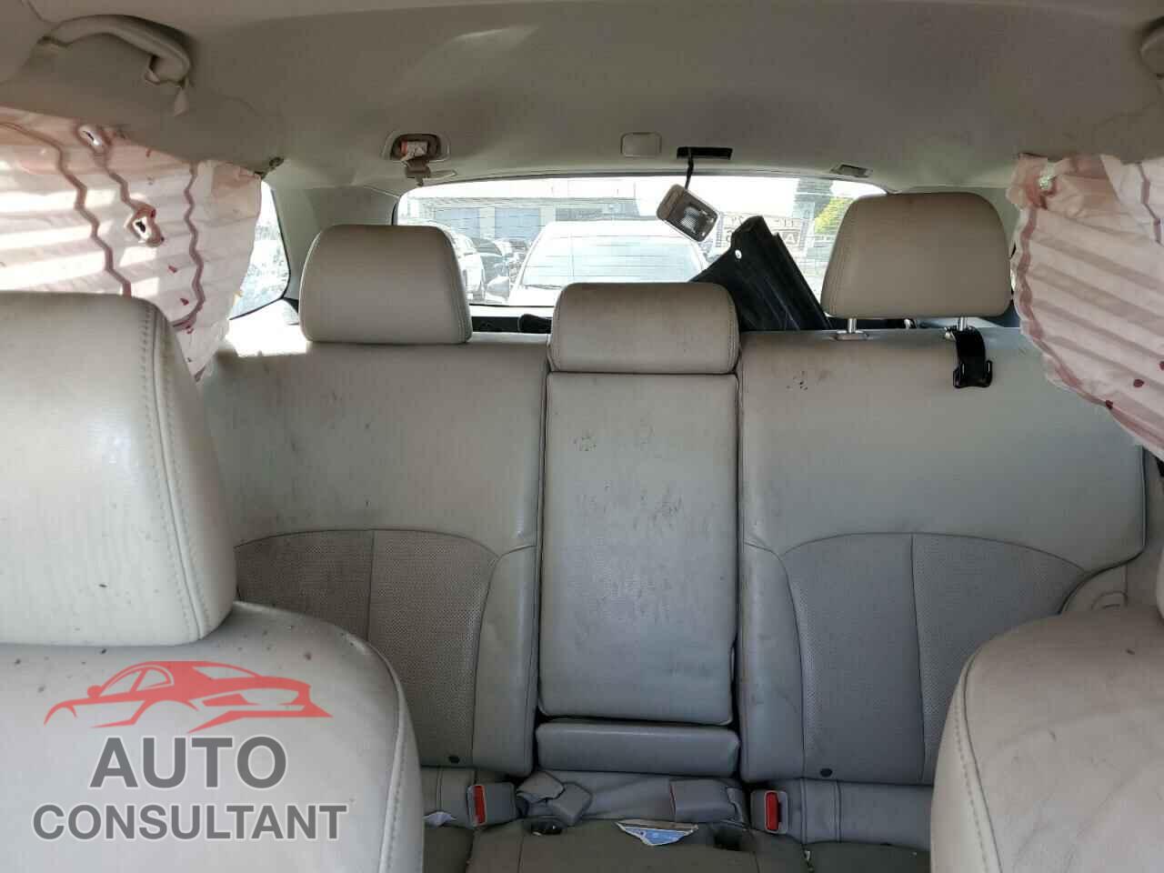 SUBARU OUTBACK 2014 - 4S4BRDLC4E2290231
