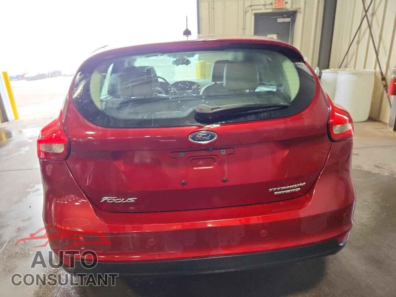 FORD FOCUS 2015 - 1FADP3N20FL334406