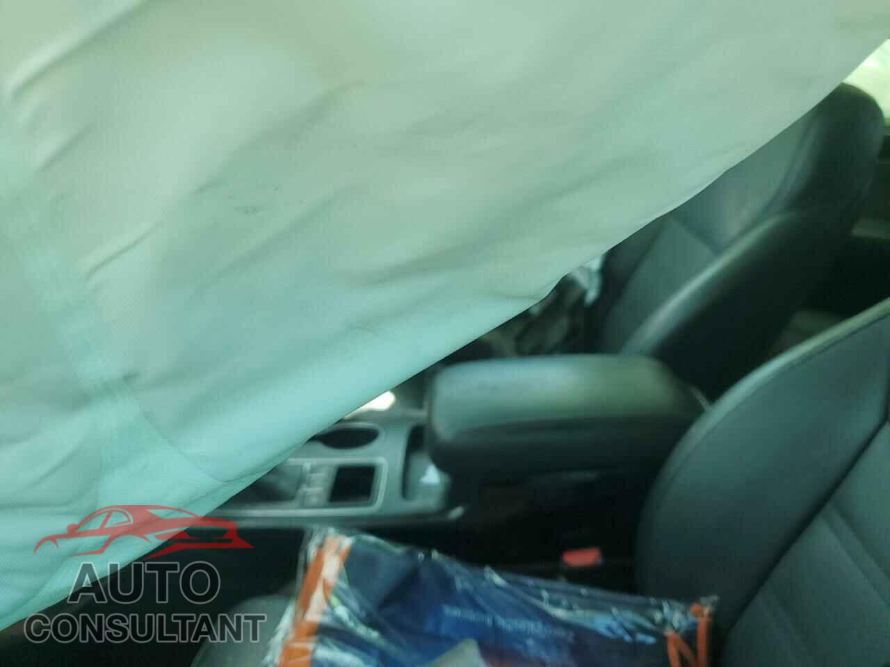 KIA SORENTO 2016 - 5XYPKDA59GG108213