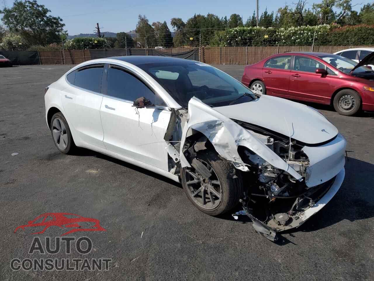 TESLA MODEL 3 2019 - 5YJ3E1EB5KF494097