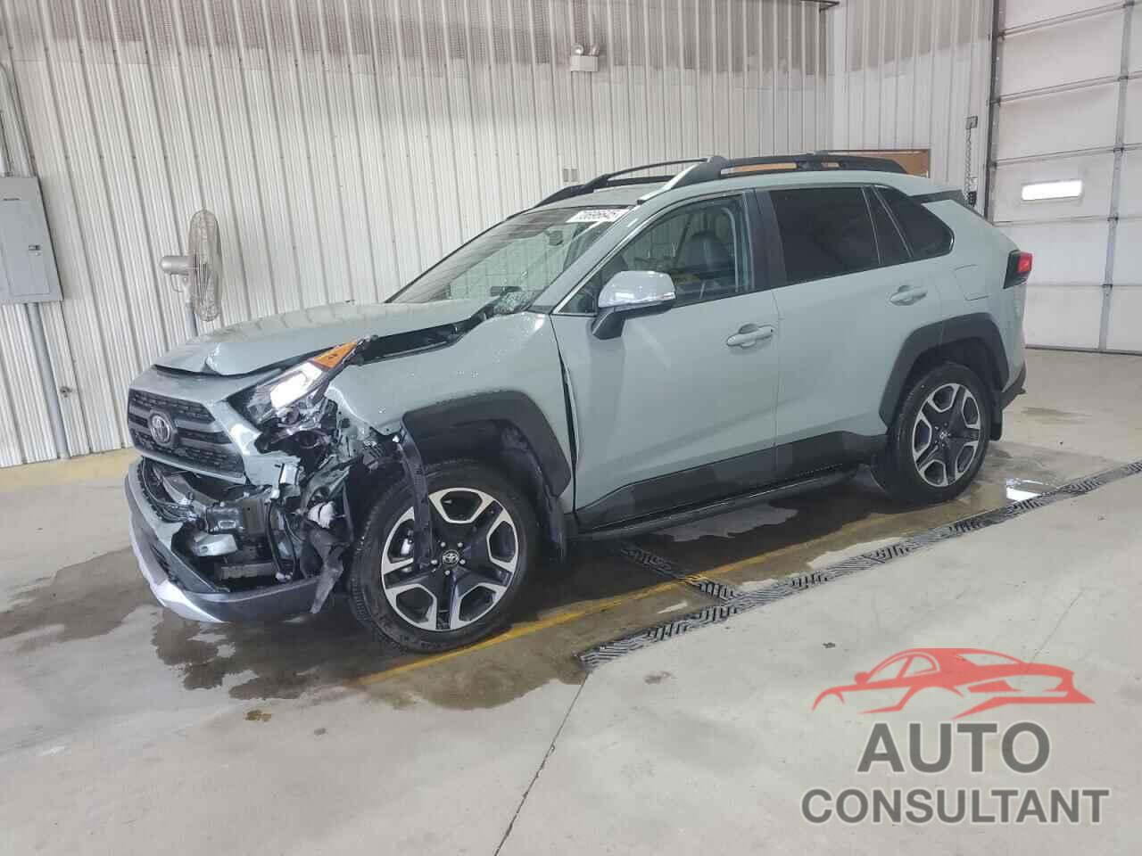 TOYOTA RAV4 2020 - 2T3J1RFV4LC119017