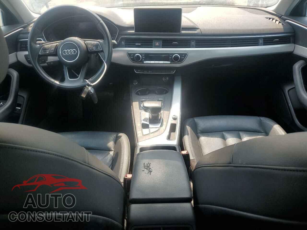 AUDI A4 2018 - WAUKMAF44JA005367