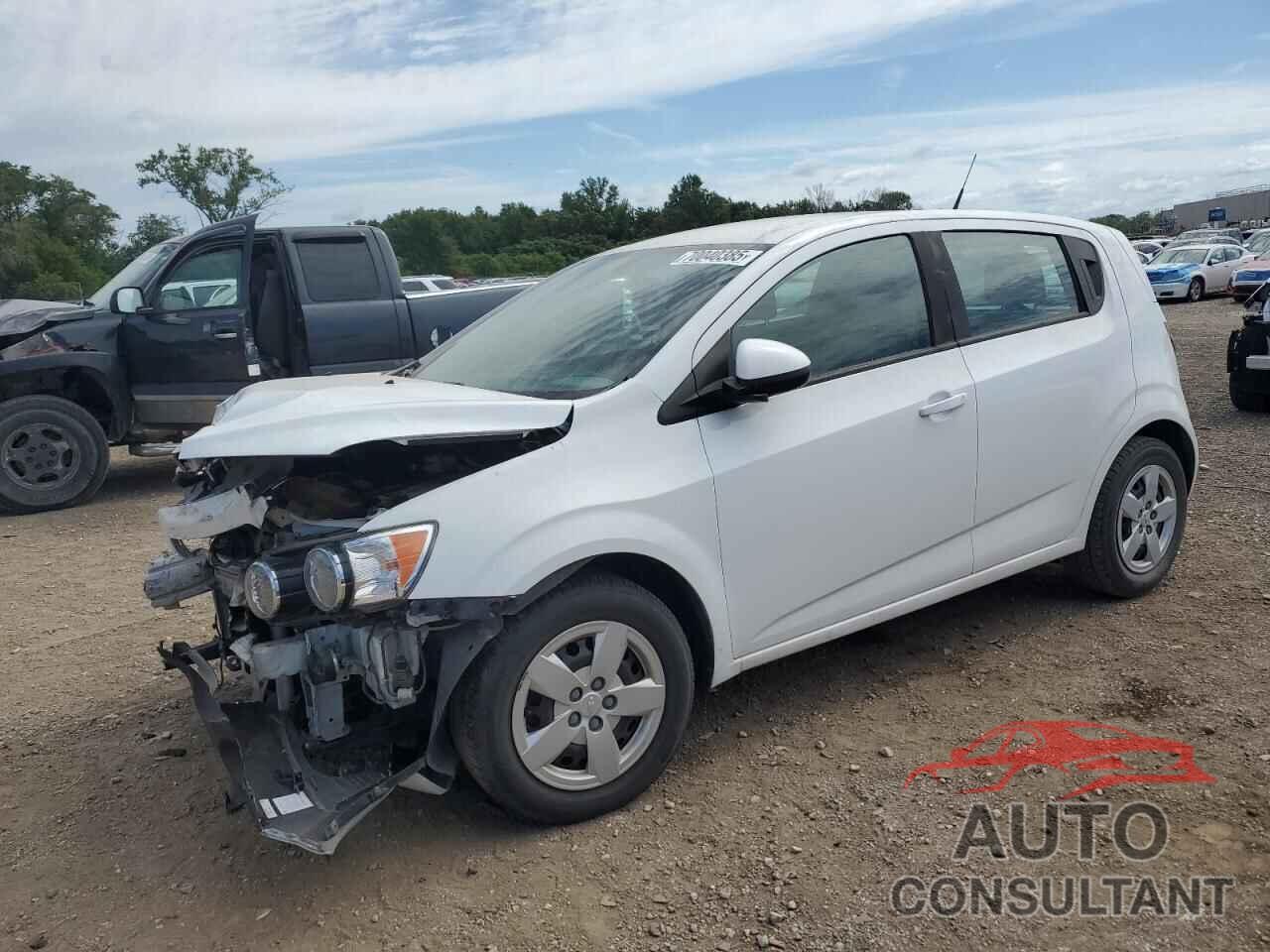 CHEVROLET SONIC 2014 - 1G1JA6SG1E4196568