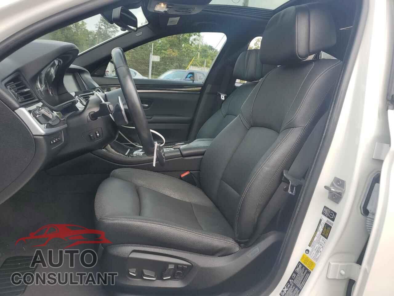BMW 5 SERIES 2014 - WBA5B3C52ED535496