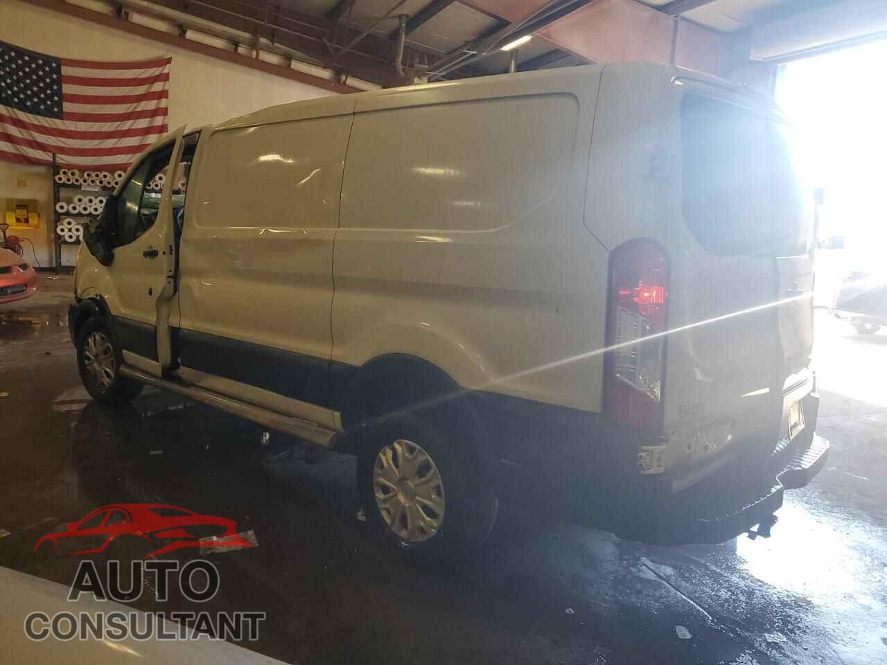 FORD TRANSIT 2015 - 1FTNR1ZM1FKB03674