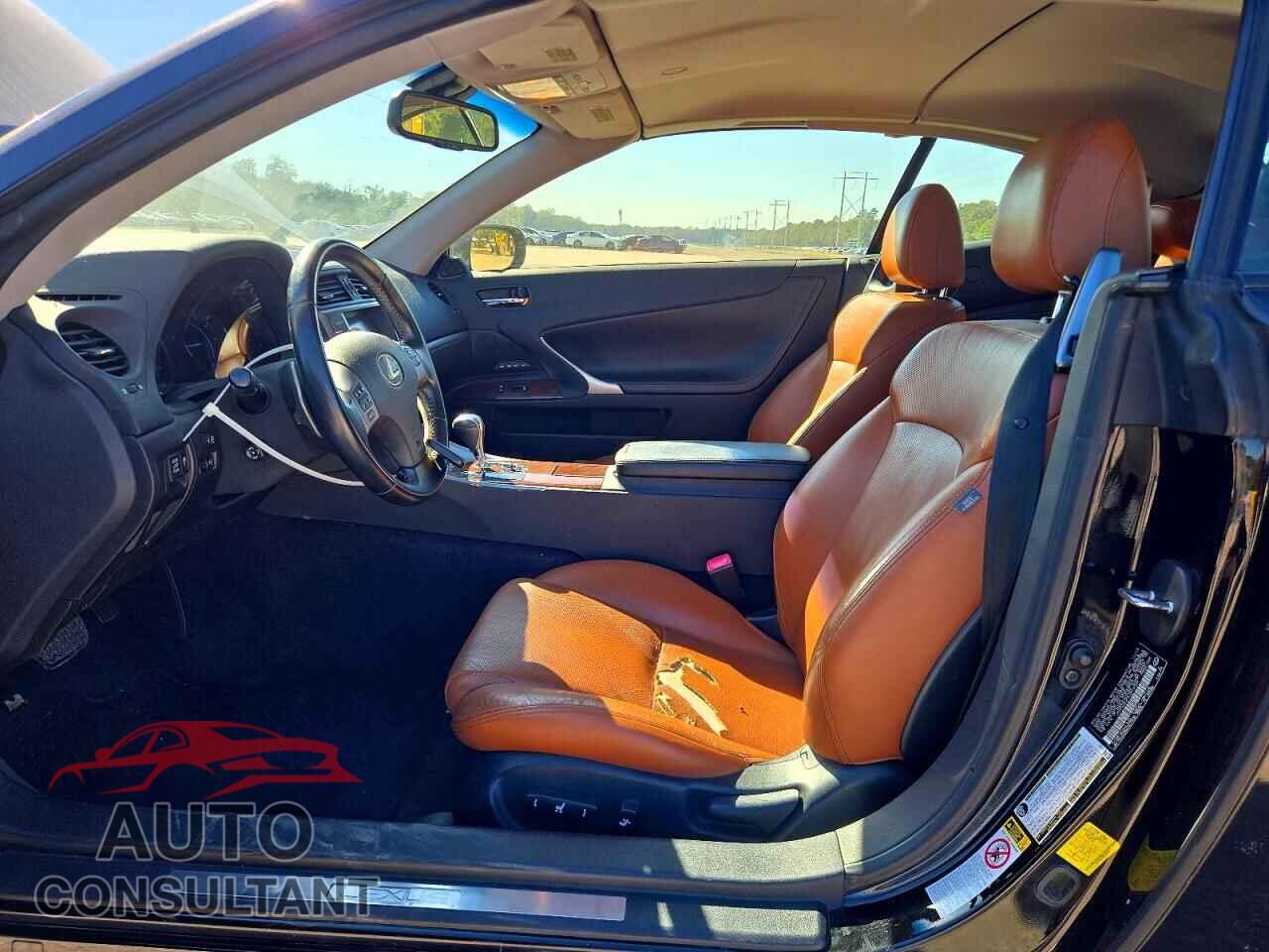 LEXUS IS 2014 - JTHFE2C20E2510329