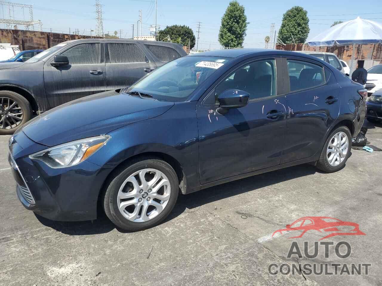 TOYOTA YARIS 2018 - 3MYDLBYV6JY306827