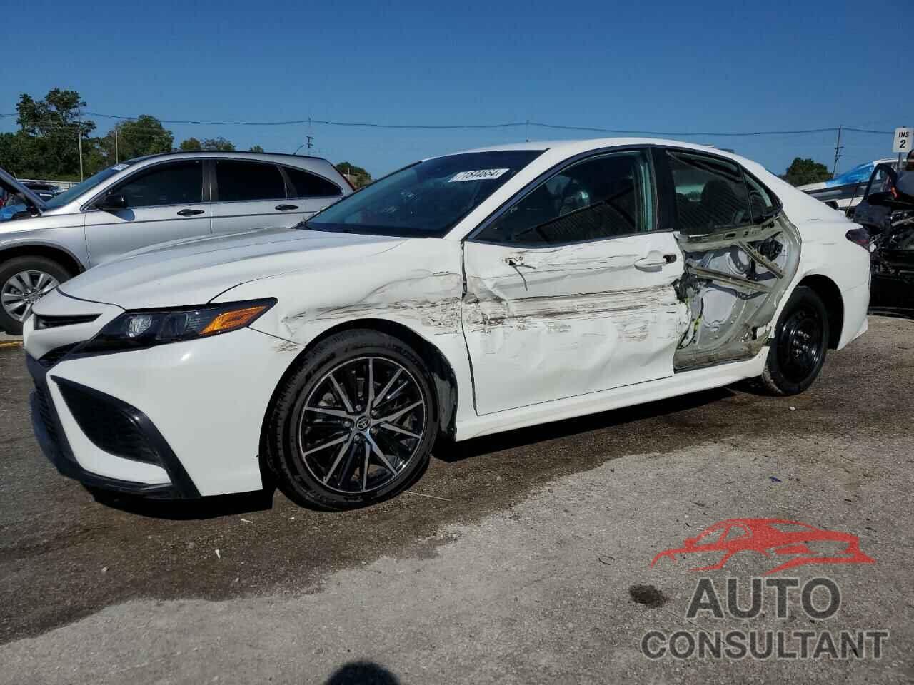 TOYOTA CAMRY 2021 - 4T1G11AK7MU546466