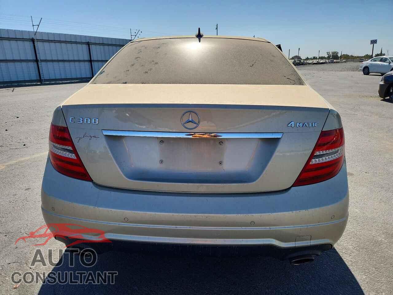 MERCEDES-BENZ C-CLASS 2012 - WDDGF8BB6CF863189