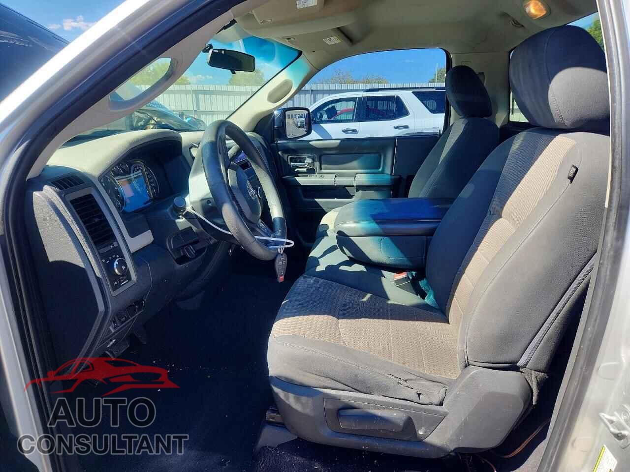 DODGE RAM 1500 2012 - 3C6JD7AT1CG237615