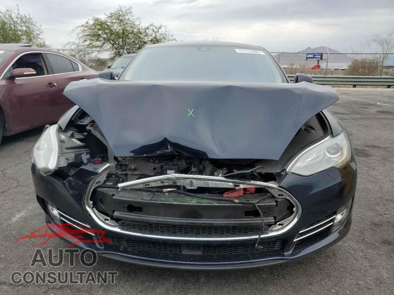 TESLA MODEL S 2014 - 5YJSA1H16EFP63710