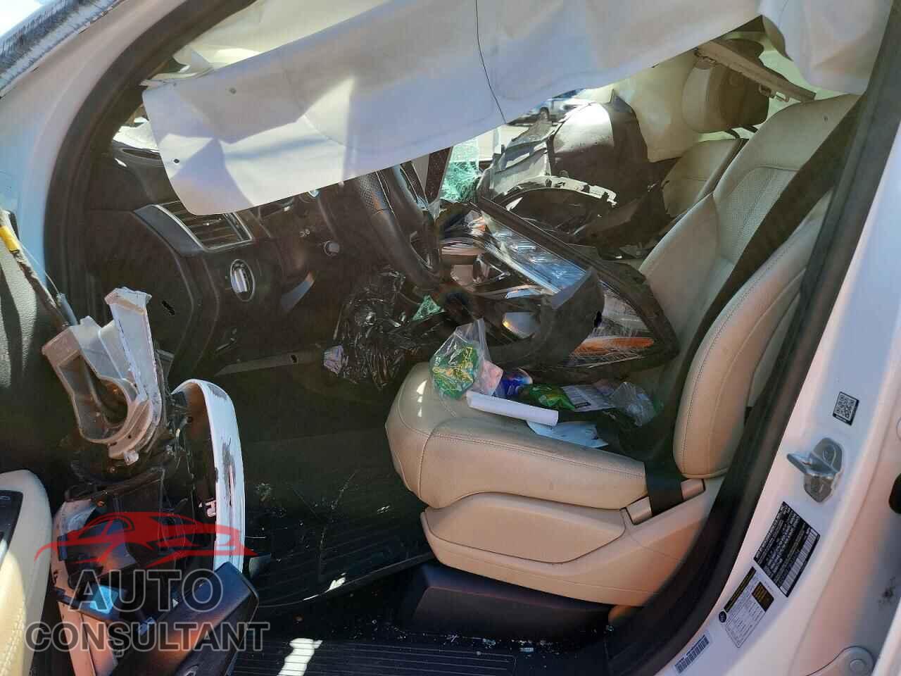 MERCEDES-BENZ GLS-CLASS 2018 - 4JGDF6EE7JB036258