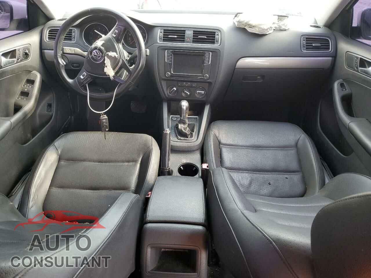 VOLKSWAGEN JETTA 2017 - 3VWDB7AJ6HM400341