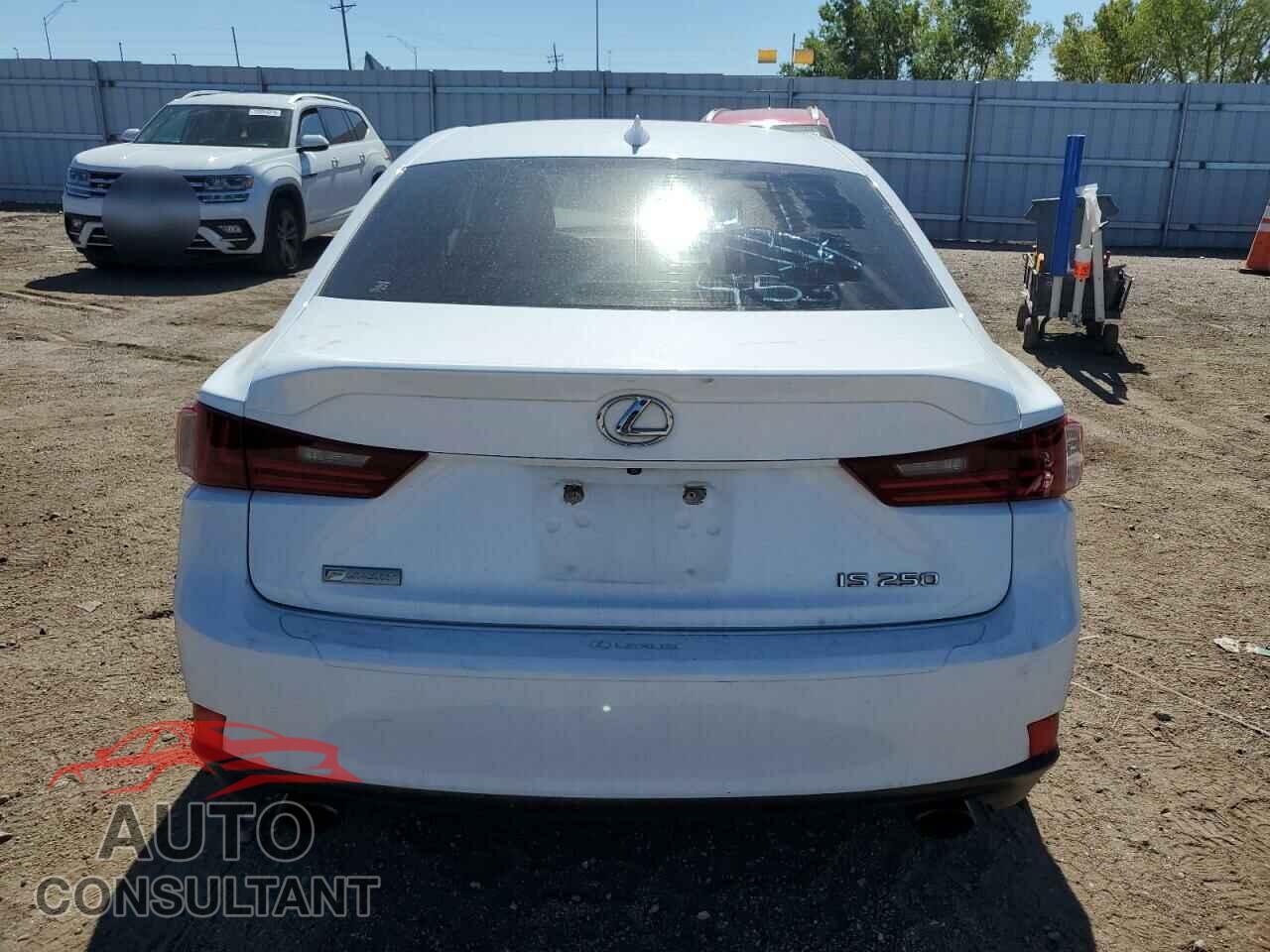 LEXUS IS 2015 - JTHBF1D23F5048644