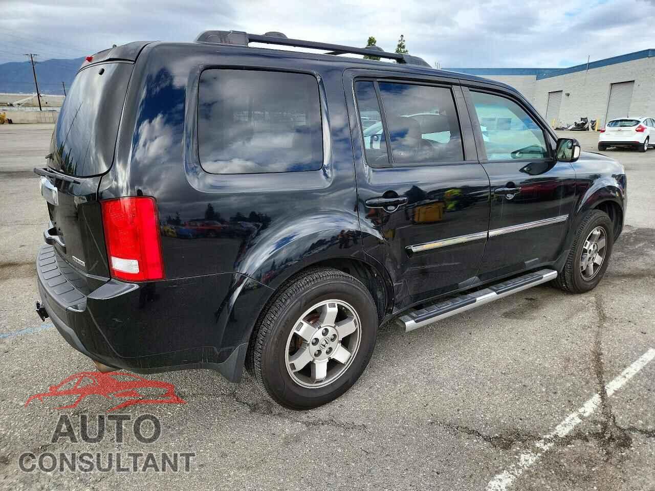 HONDA PILOT 2011 - 5FNYF3H93BB047405