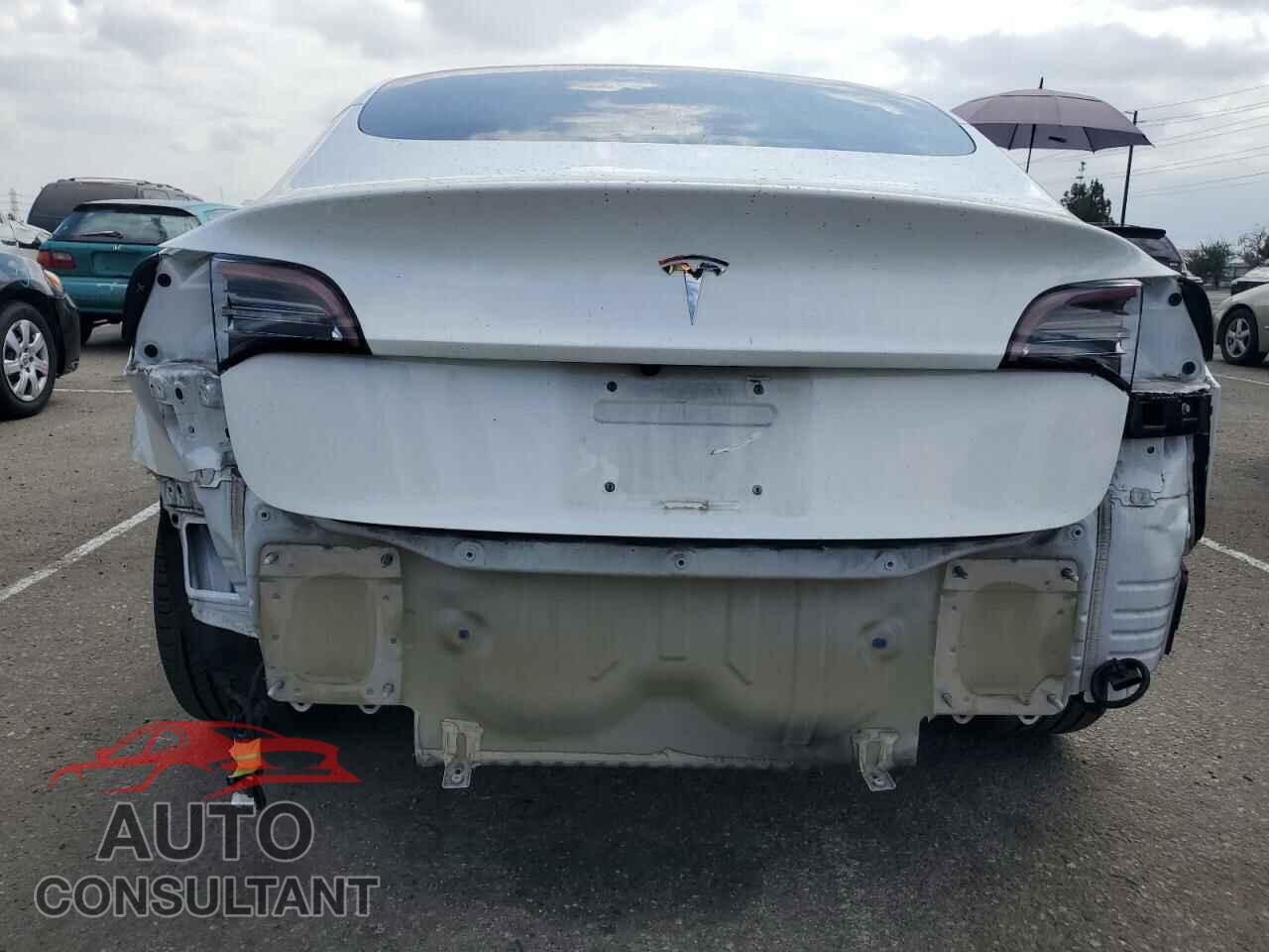 TESLA MODEL 3 2018 - 5YJ3E1EA5JF164689