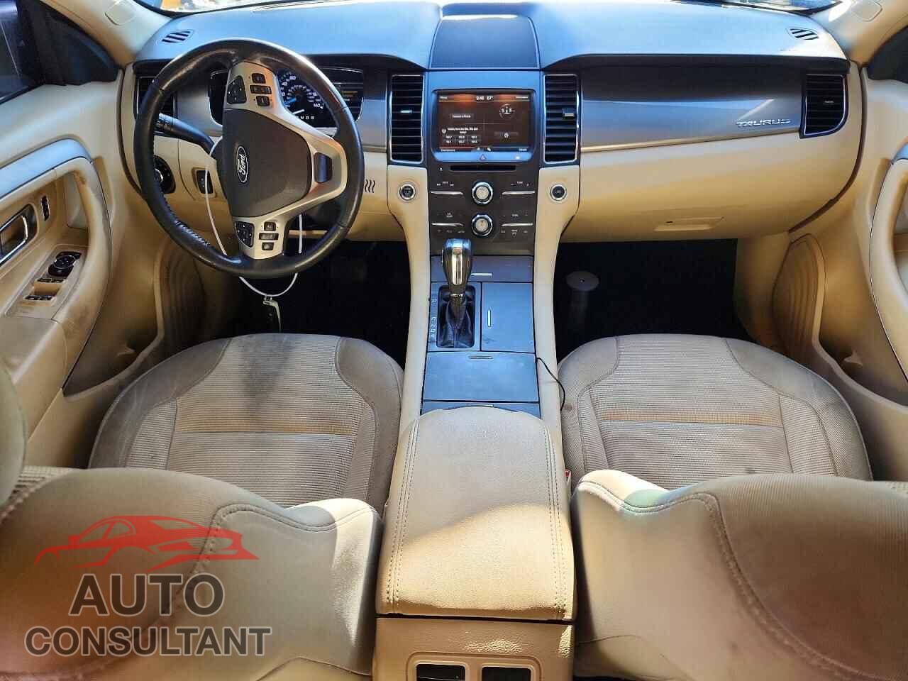 FORD TAURUS 2015 - 1FAHP2E83FG141238