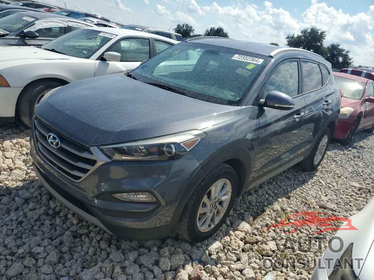 HYUNDAI TUCSON 2017 - KM8J33A22HU338089