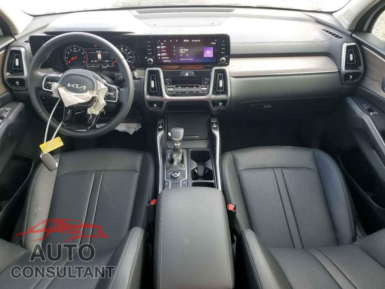 KIA SORENTO 2023 - 5XYRLDLCXPG164078