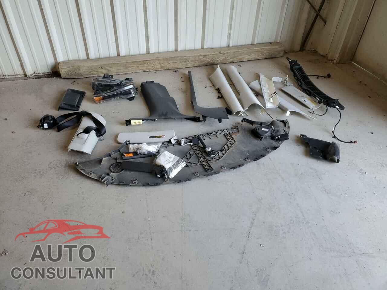 TESLA MODEL 3 2023 - 5YJ3E1EA1PF437331