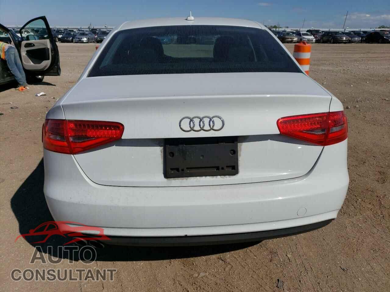 AUDI A4 2013 - WAUFFAFL5DN015258