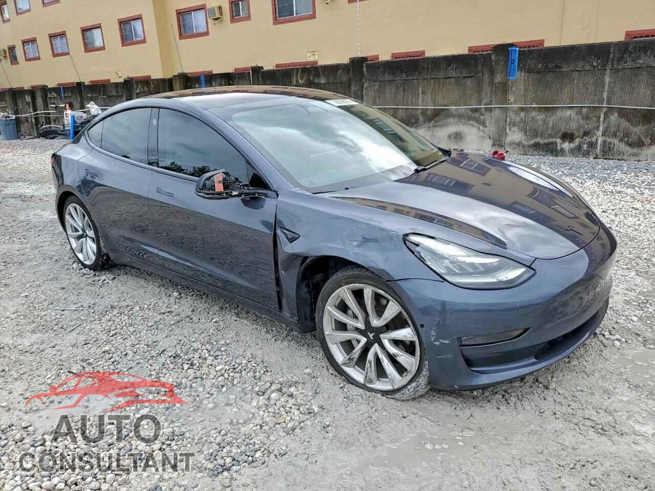 TESLA MODEL 3 2018 - 5YJ3E1EB7JF076977