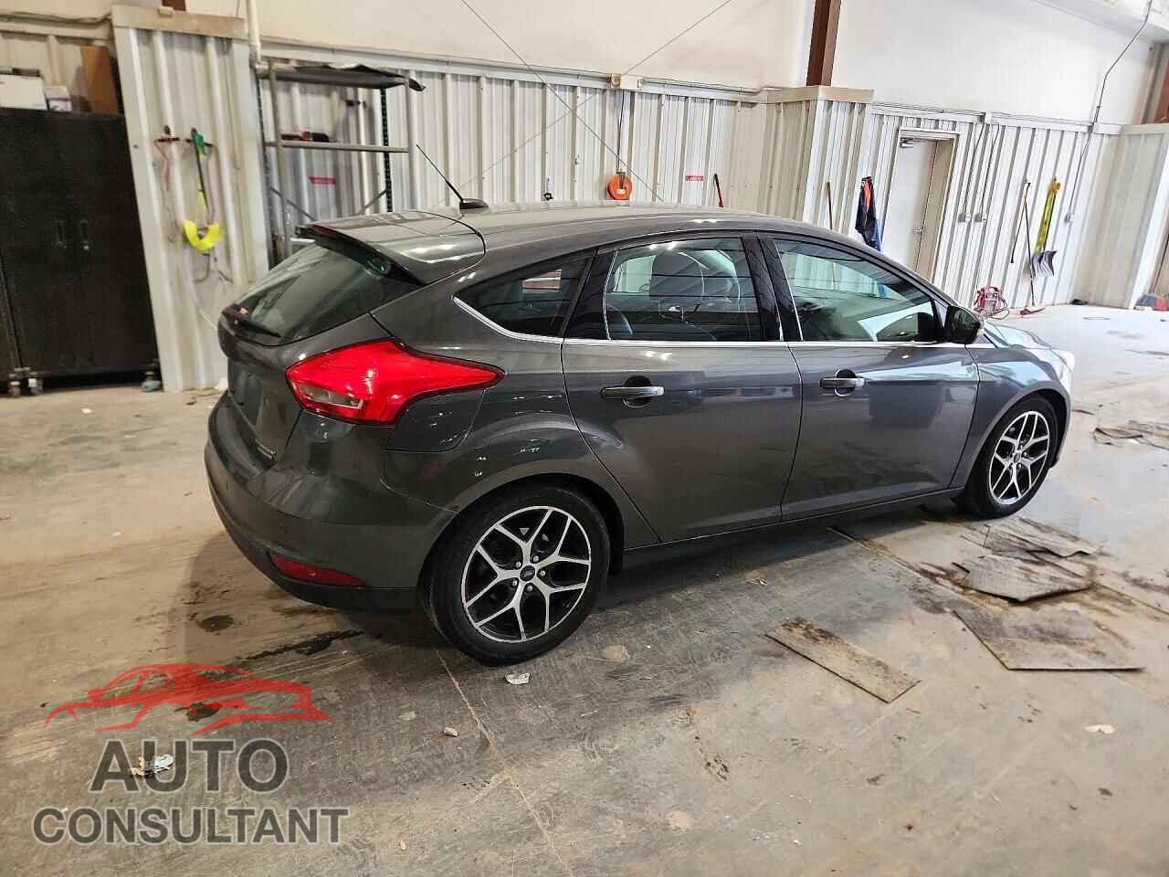 FORD FOCUS 2016 - 1FADP3N21GL242822
