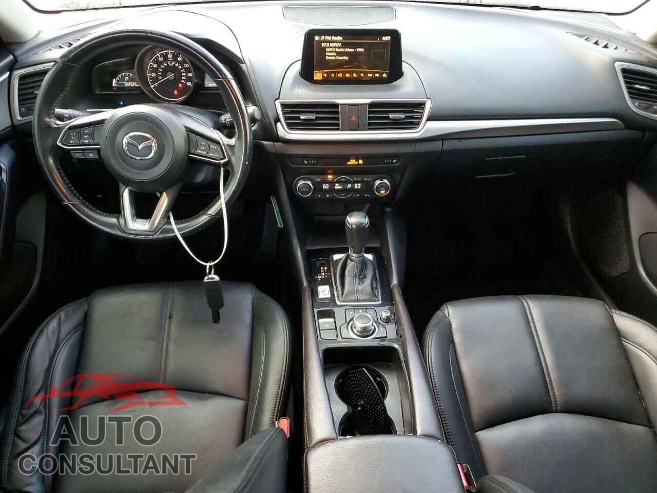 MAZDA 3 2017 - 3MZBN1V79HM110251