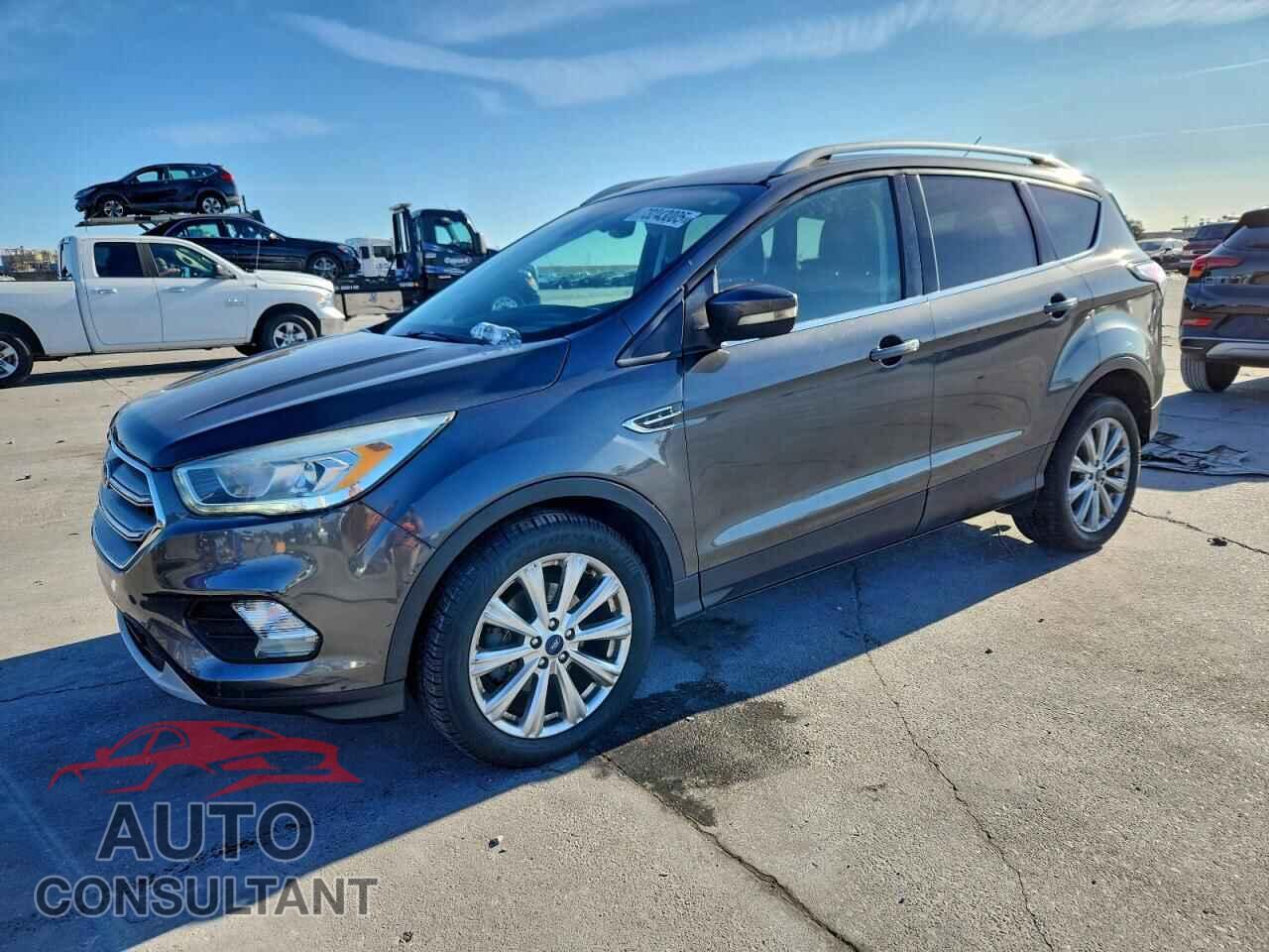 FORD ESCAPE 2017 - 1FMCU0JD2HUC72617