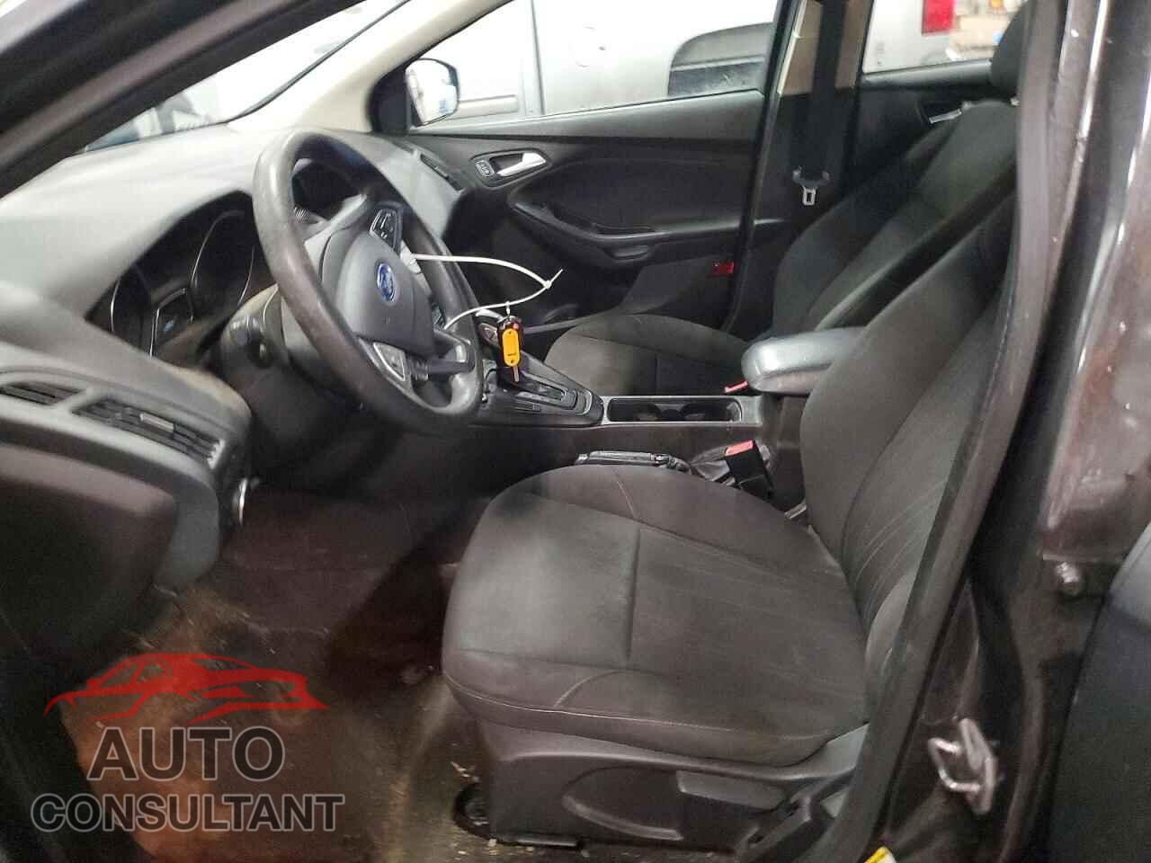 FORD FOCUS 2016 - 1FADP3F28GL300391
