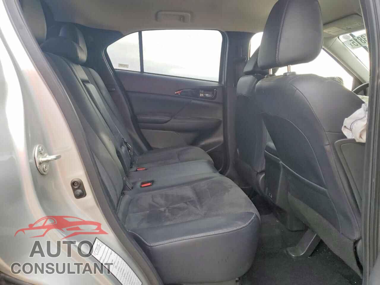 MITSUBISHI ECLIPSE 2024 - JA4ATWAA6RZ042259
