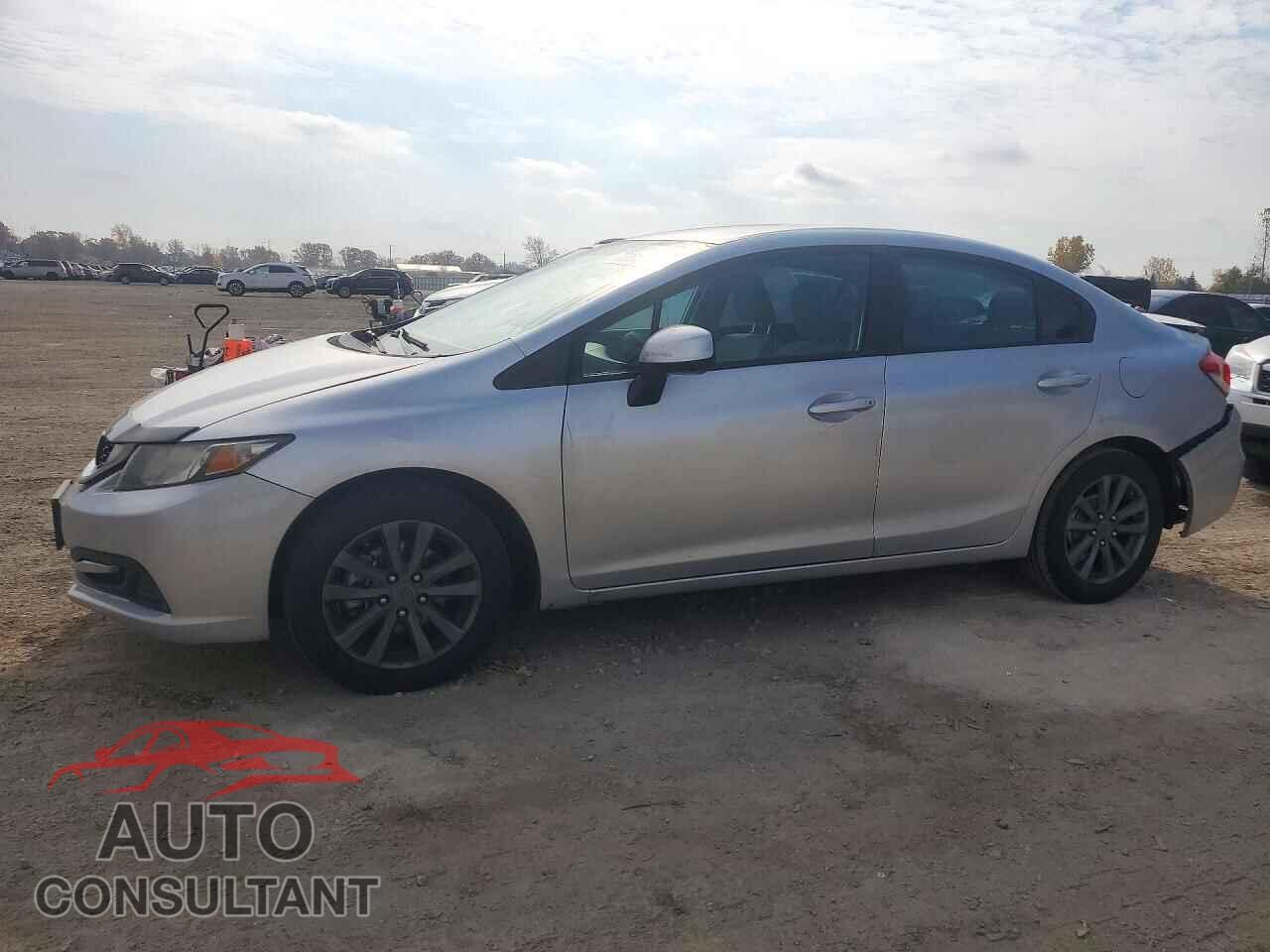 HONDA CIVIC 2013 - 19XFB2F50DE074339