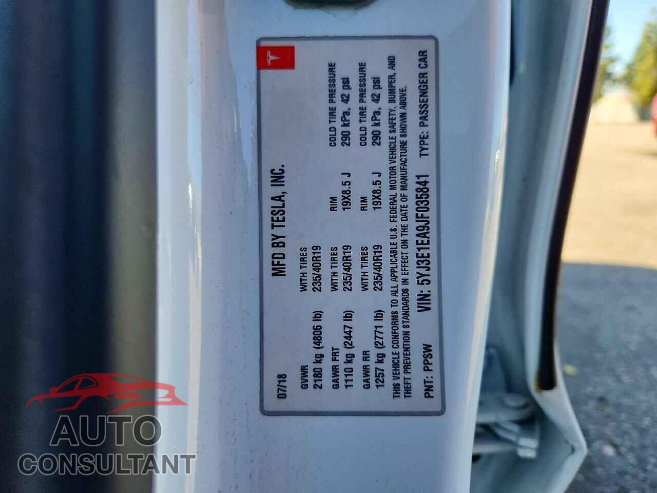 TESLA MODEL 3 2018 - 5YJ3E1EA9JF035841