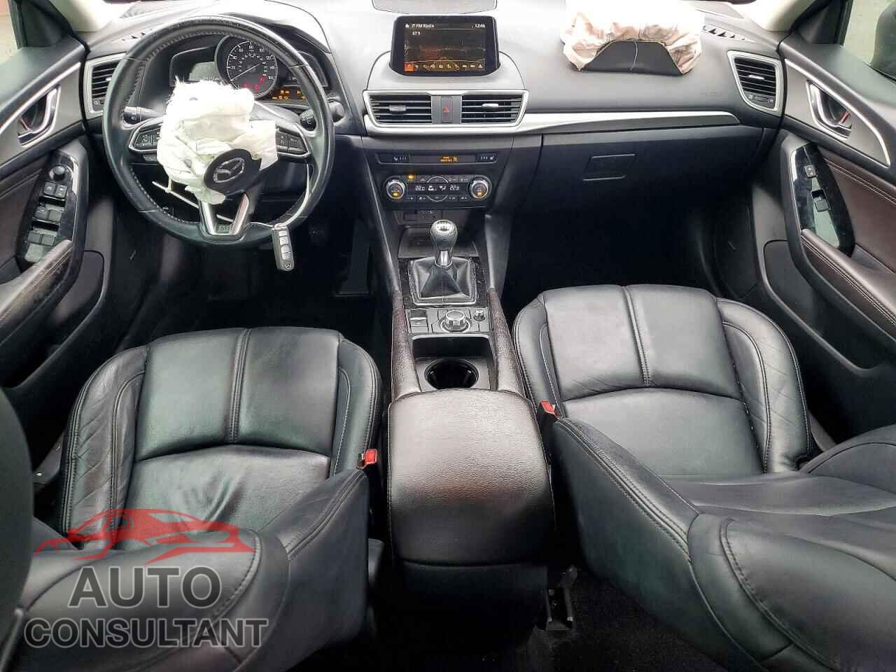 MAZDA 3 2017 - 3MZBN1V7XHM130427
