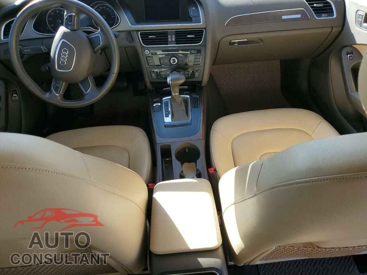 AUDI A4 2014 - WAUBFAFL1EN018643