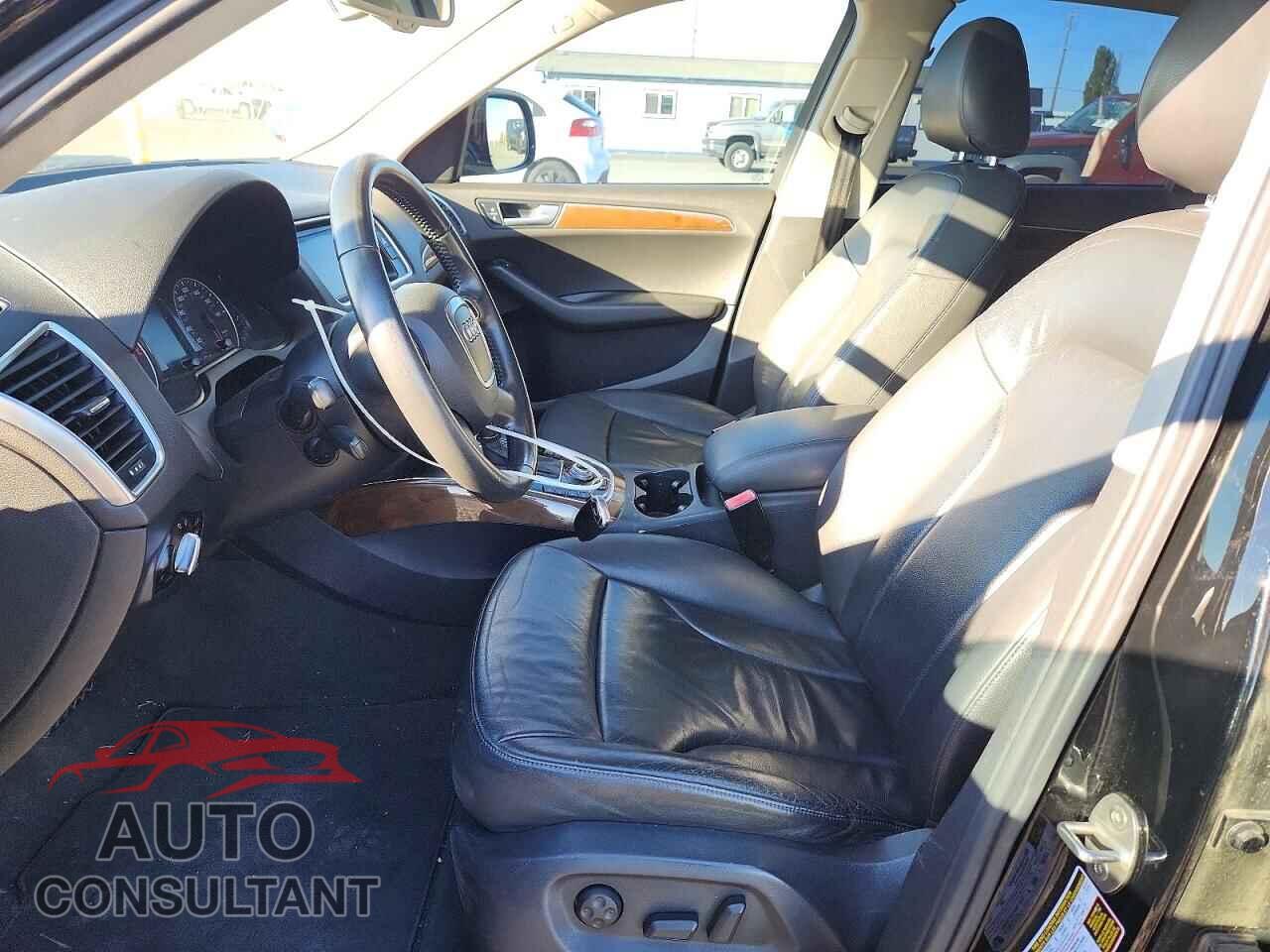 AUDI Q5 2010 - WA1LKAFP2AA079159