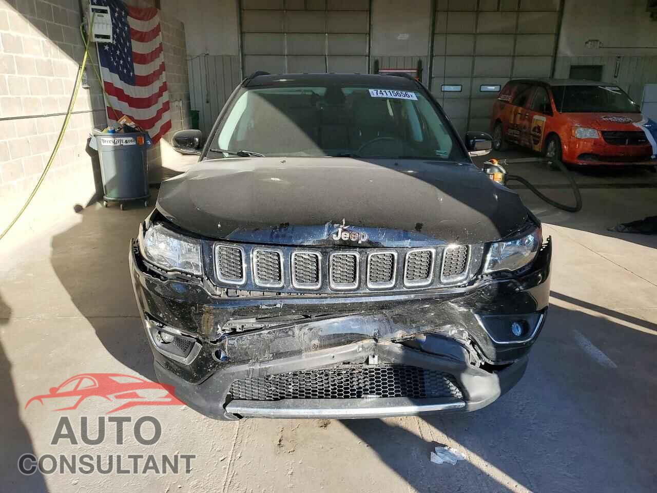 JEEP COMPASS 2018 - 3C4NJDCB2JT354355
