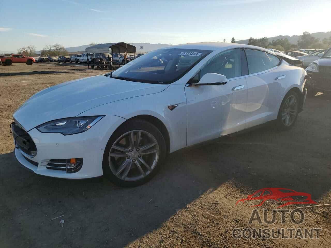 TESLA MODEL S 2015 - 5YJSA1H15FFP78586