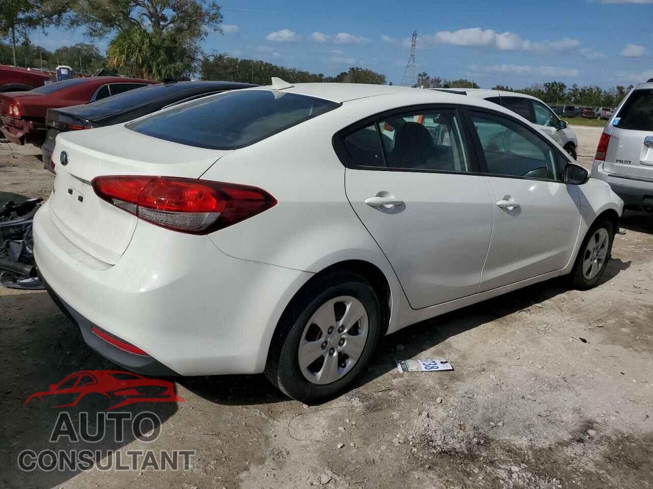 KIA FORTE 2017 - 3KPFK4A76HE081306