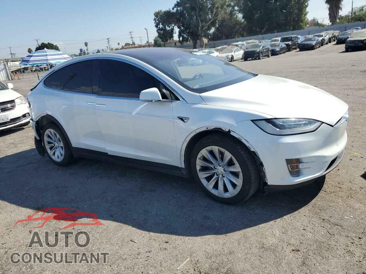 TESLA MODEL X 2017 - 5YJXCBE28HF054123