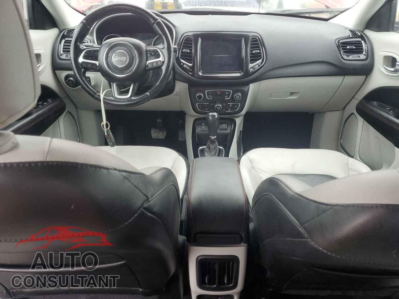 JEEP COMPASS 2020 - 3C4NJCCBXLT250399