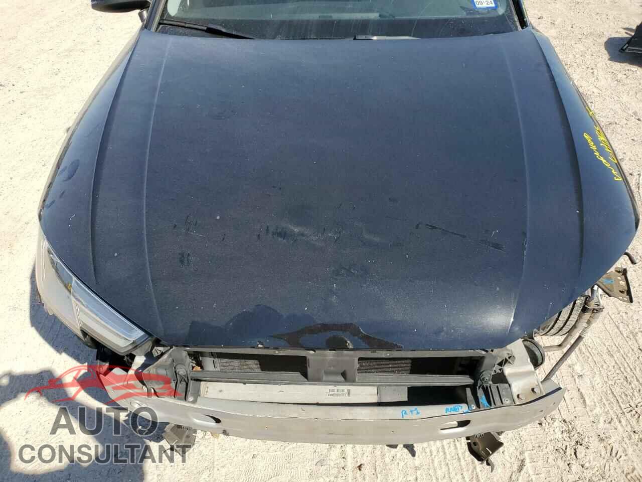 AUDI A4 2017 - WAUDNAF46HN048164