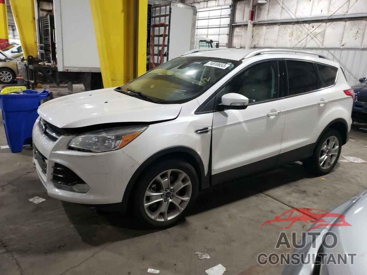 FORD ESCAPE 2016 - 1FMCU9J92GUC30608