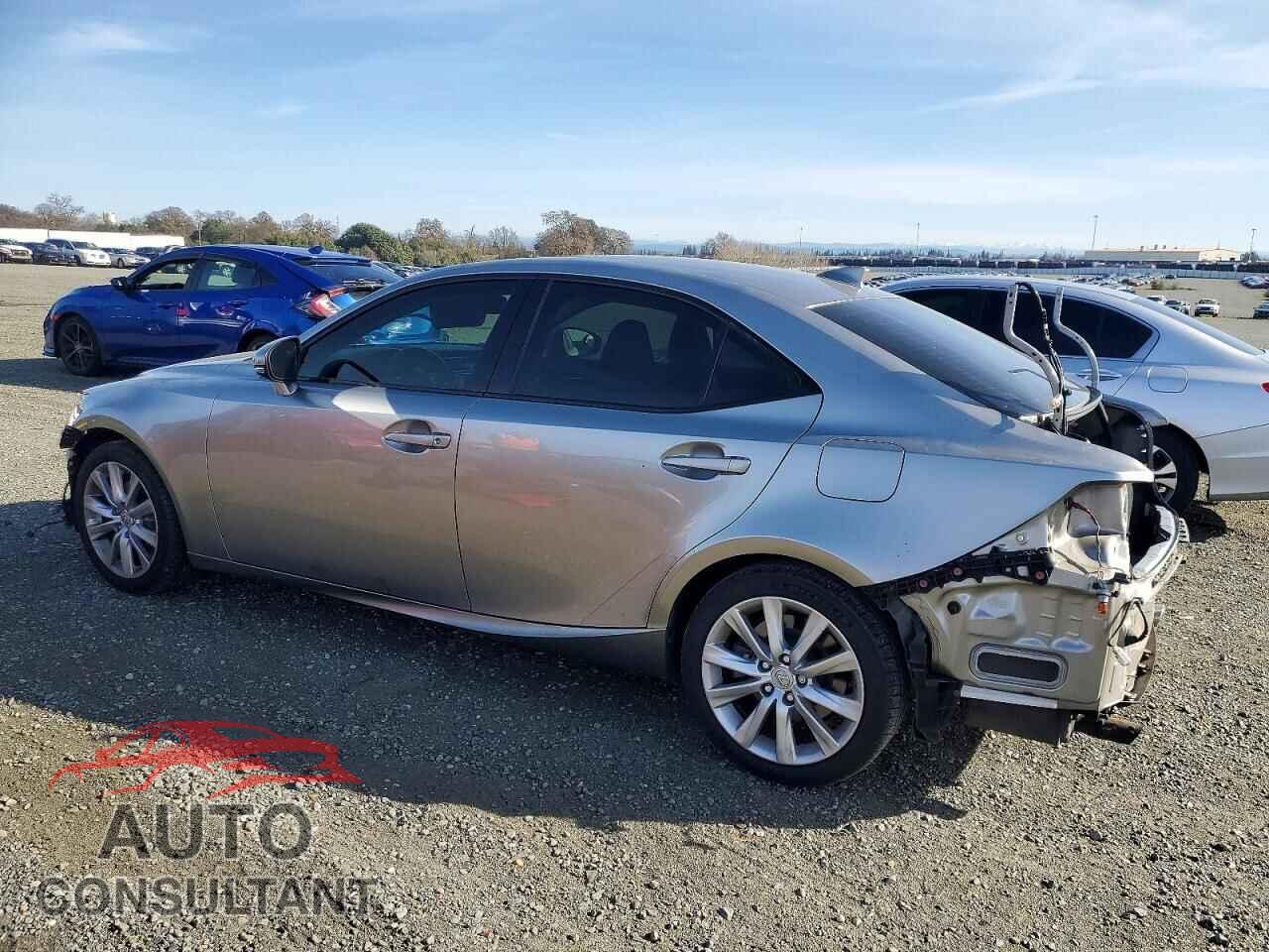 LEXUS IS 2016 - JTHBA1D28G5010004