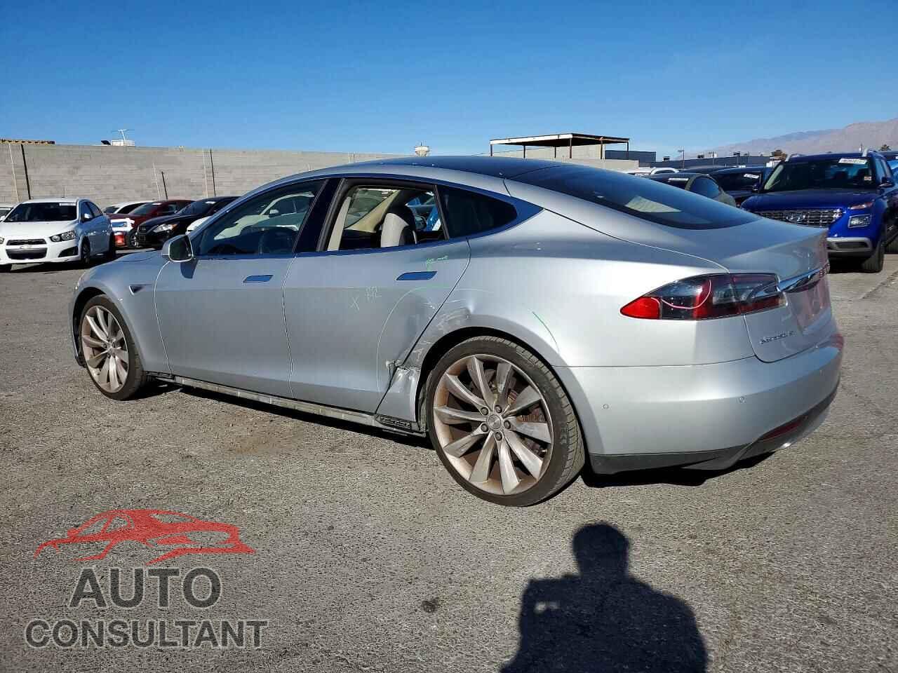 TESLA MODEL S 2014 - 5YJSA1H11EFP56700