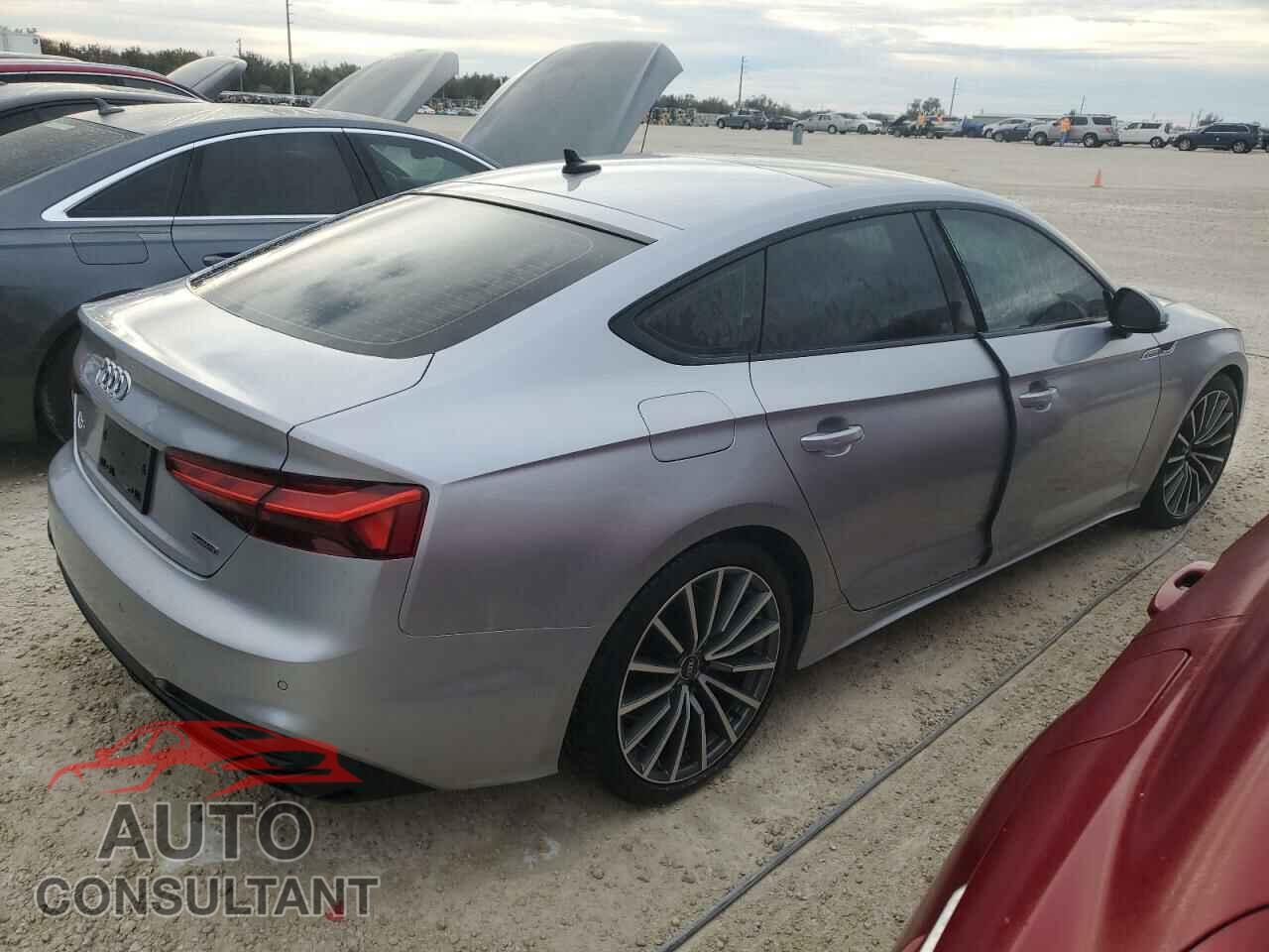 AUDI A5 2022 - WAUCBCF54NA028264